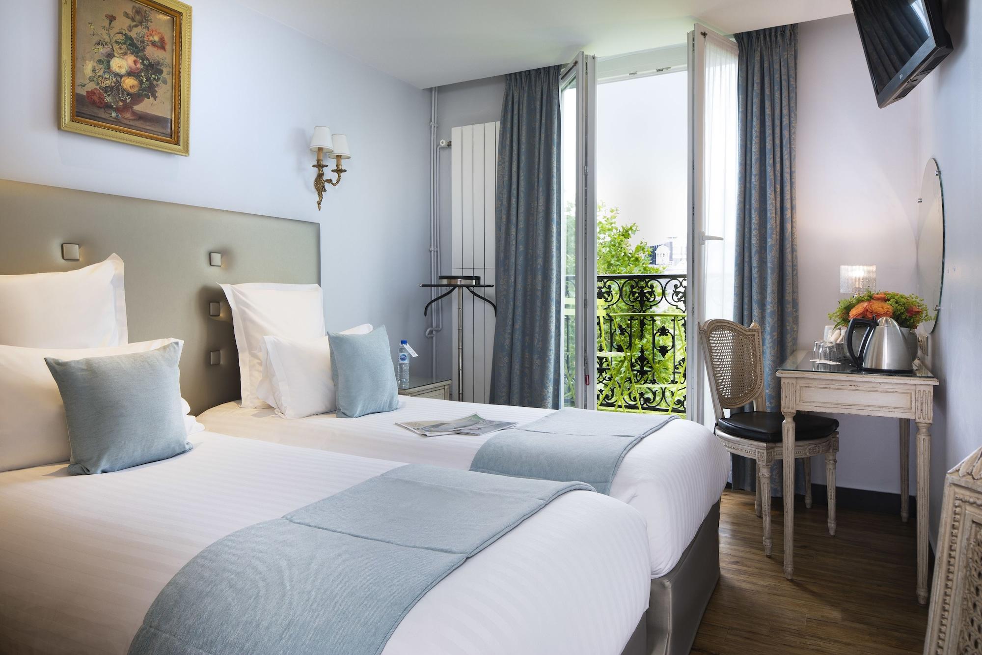 Hotel Plaza Elysees Париж Екстериор снимка