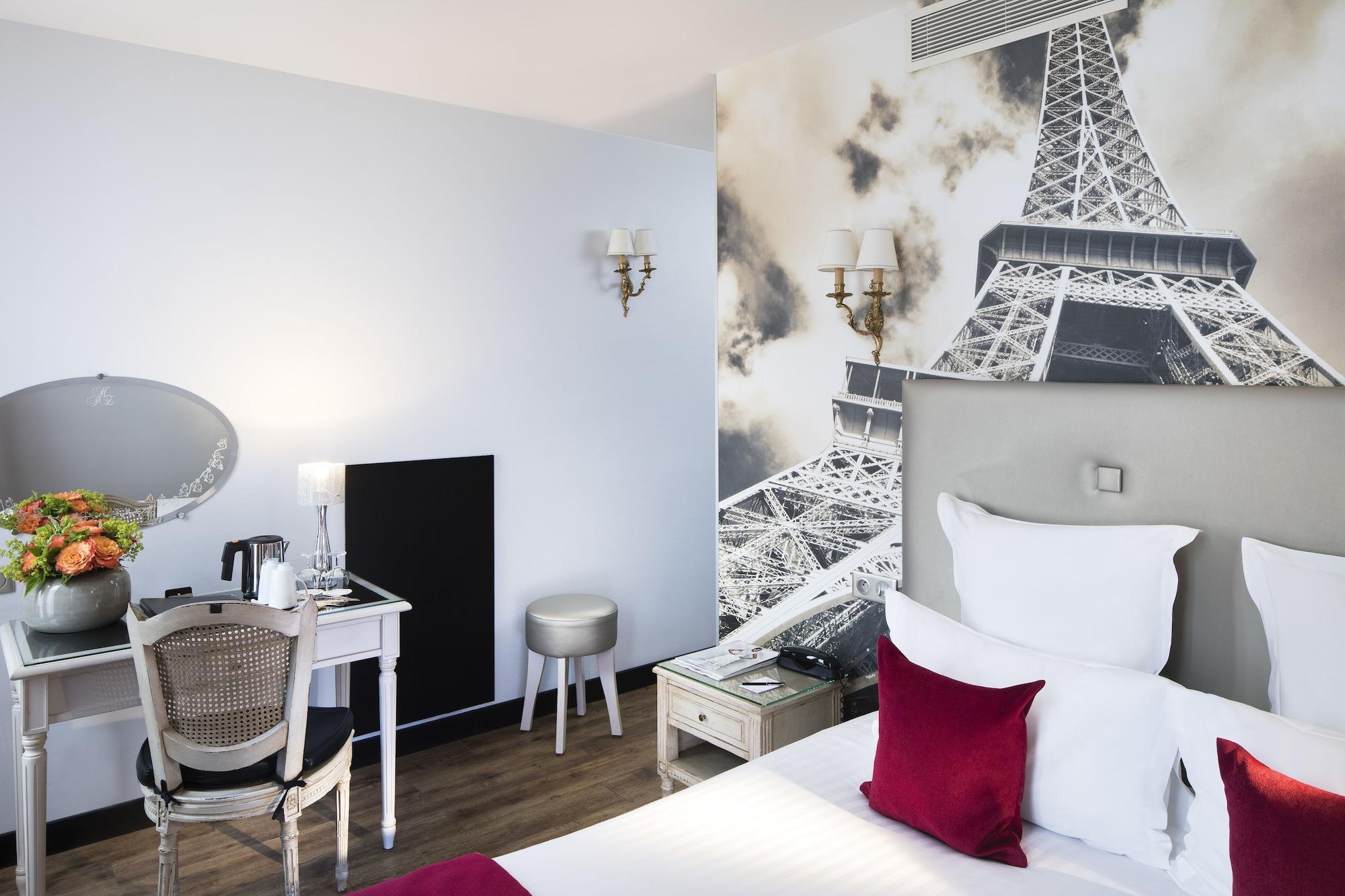 Hotel Plaza Elysees Париж Екстериор снимка