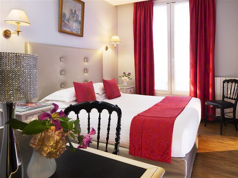 Hotel Plaza Elysees Париж Екстериор снимка