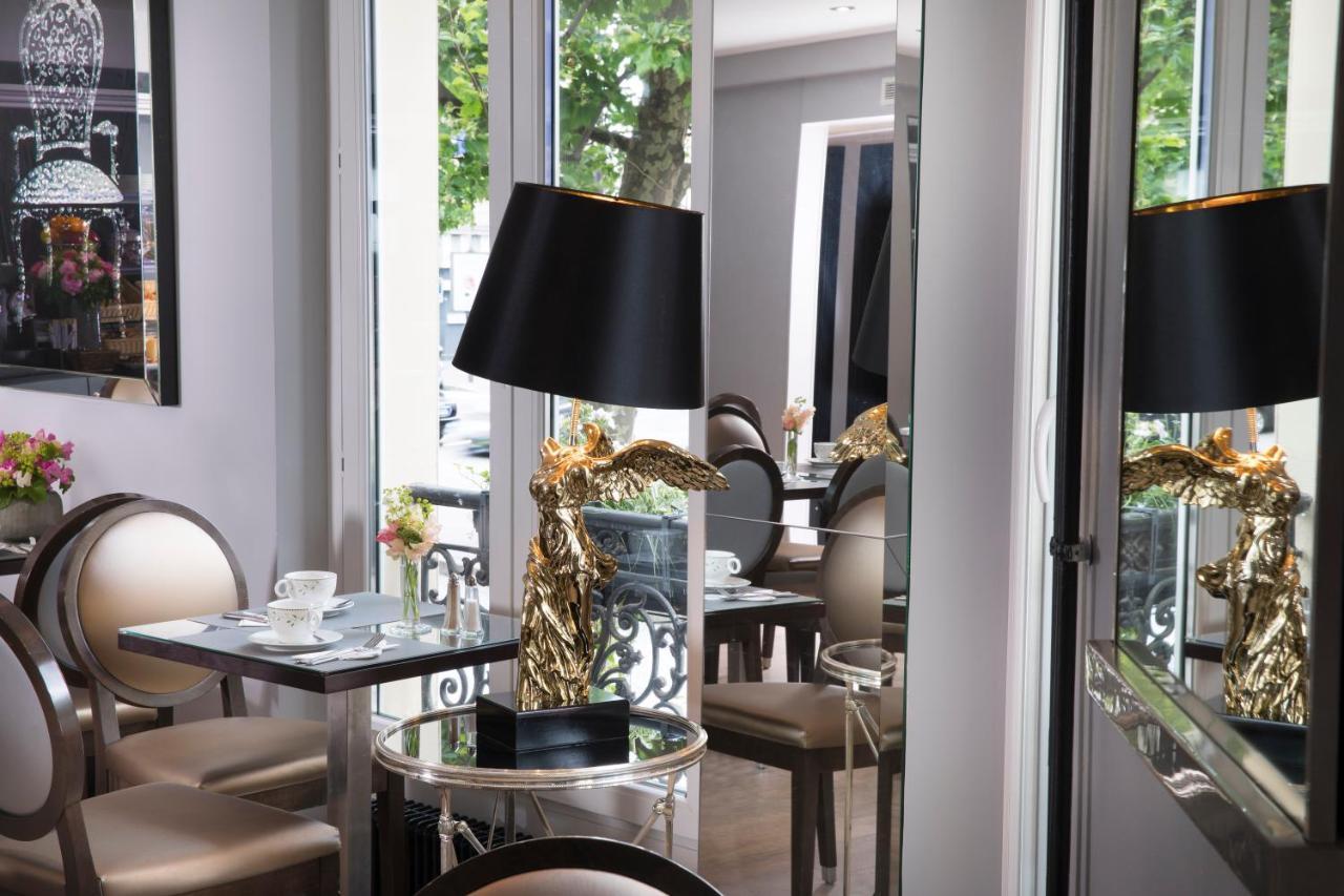 Hotel Plaza Elysees Париж Екстериор снимка